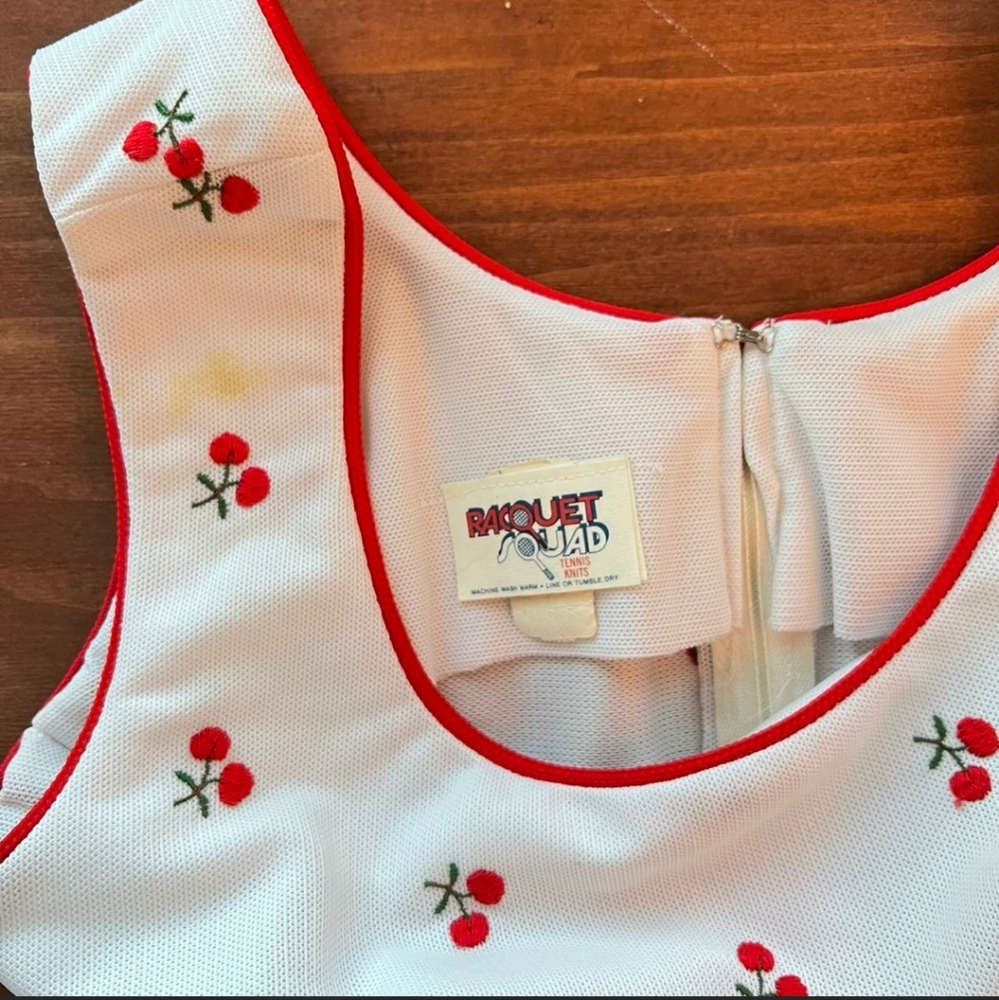 Vintage 1960/1970s cherry tennis dress - Picture 4 of 4